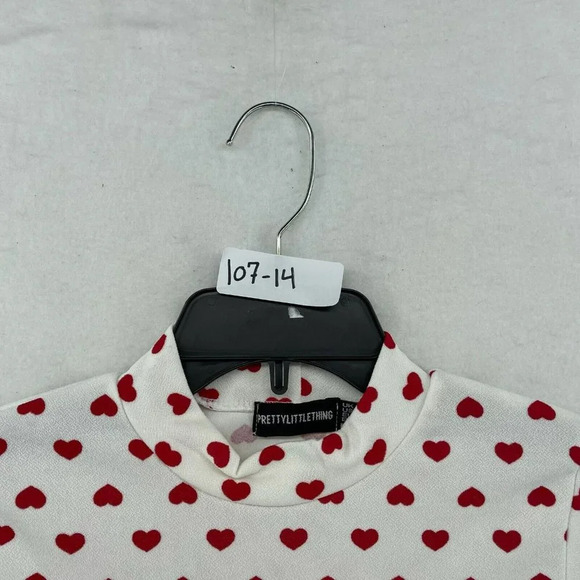 Pretty Little Thing Dress Women's Sz 4 Mini Bodycon White Heart Print High Neck - Picture 11 of 11